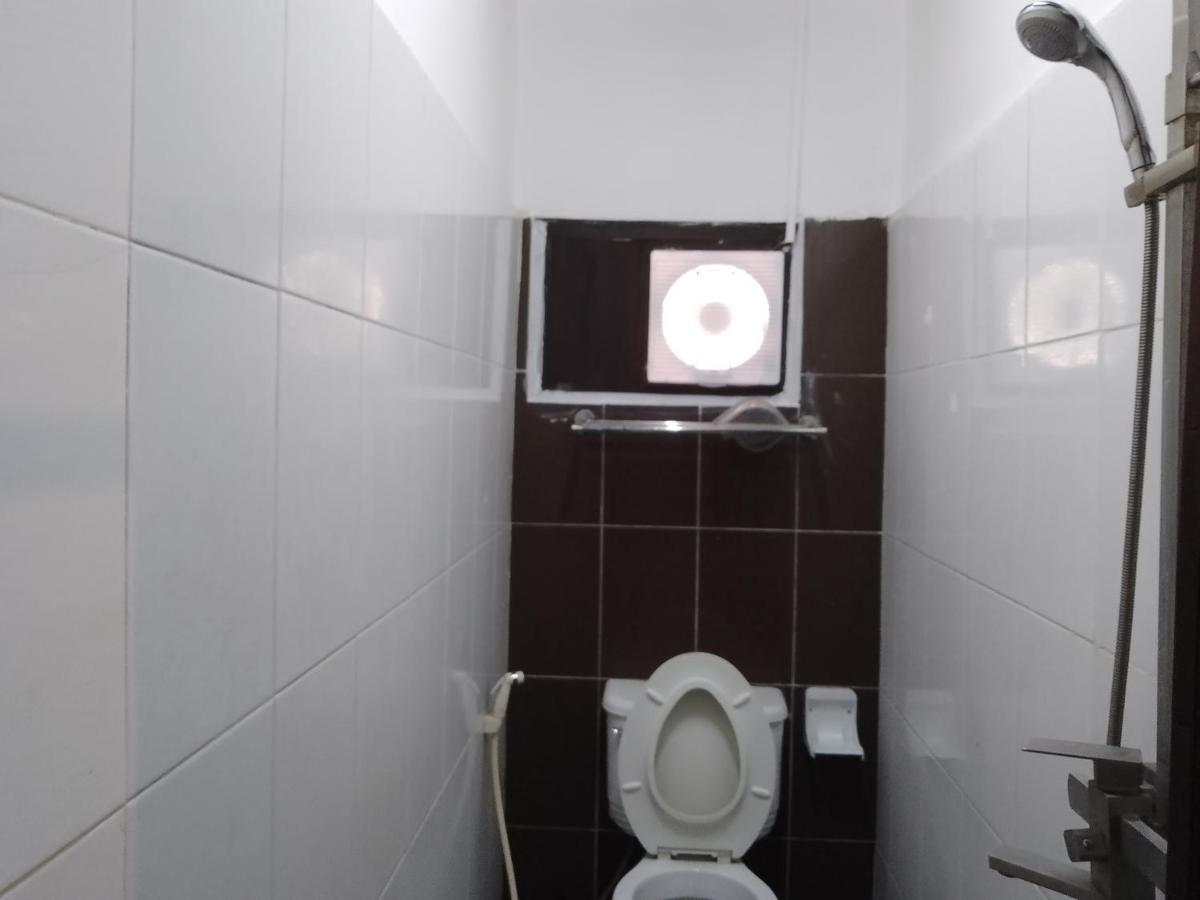 Funny Backpacker Hostel Λουάνγκ Πραμπάνγκ Εξωτερικό φωτογραφία